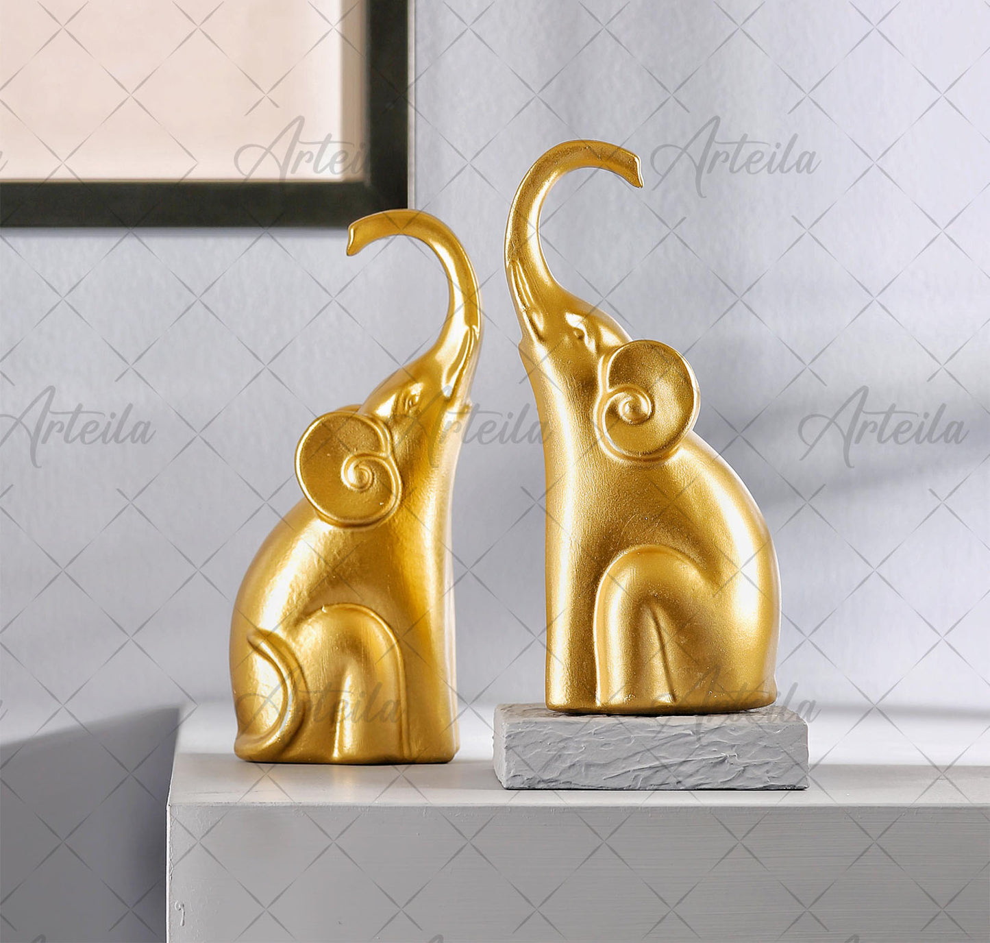 Two piece elephant set