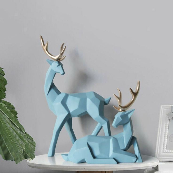 Two-piece deer set