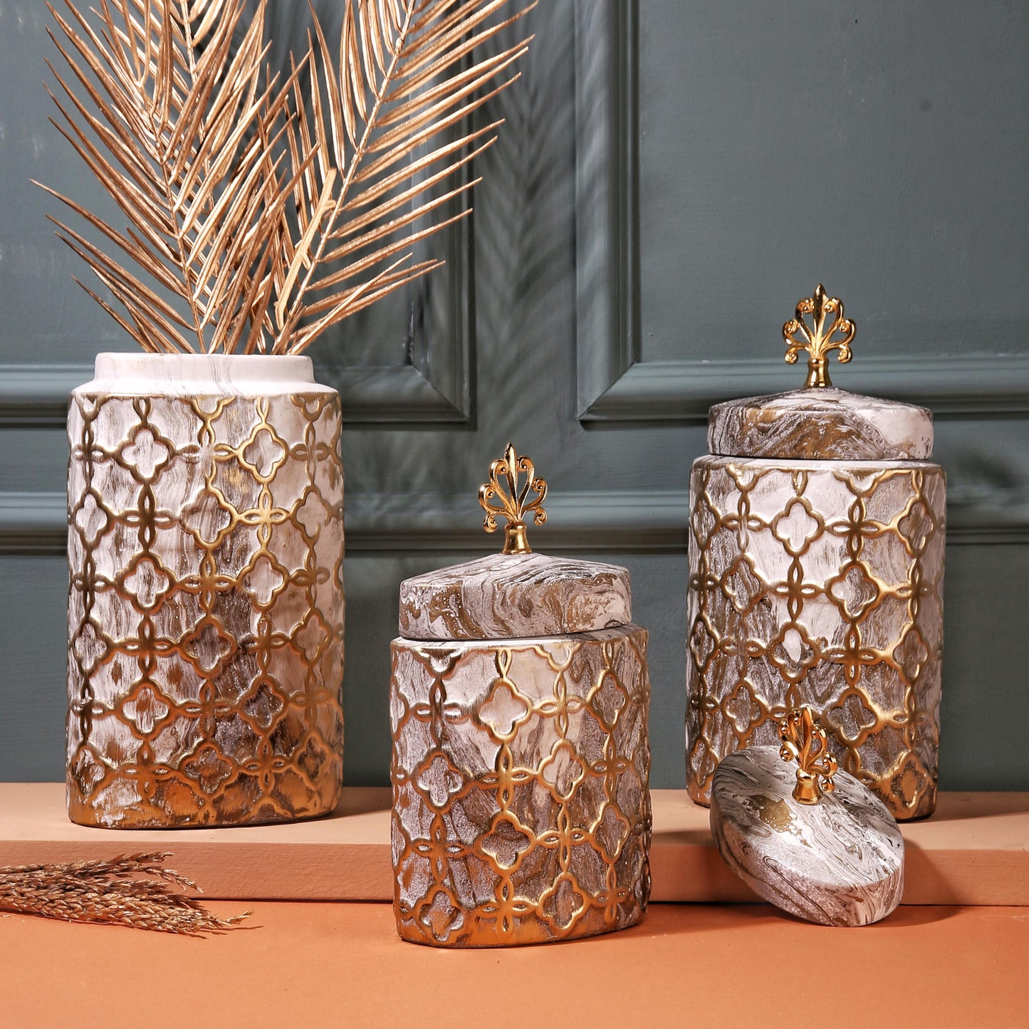 Set of Vase