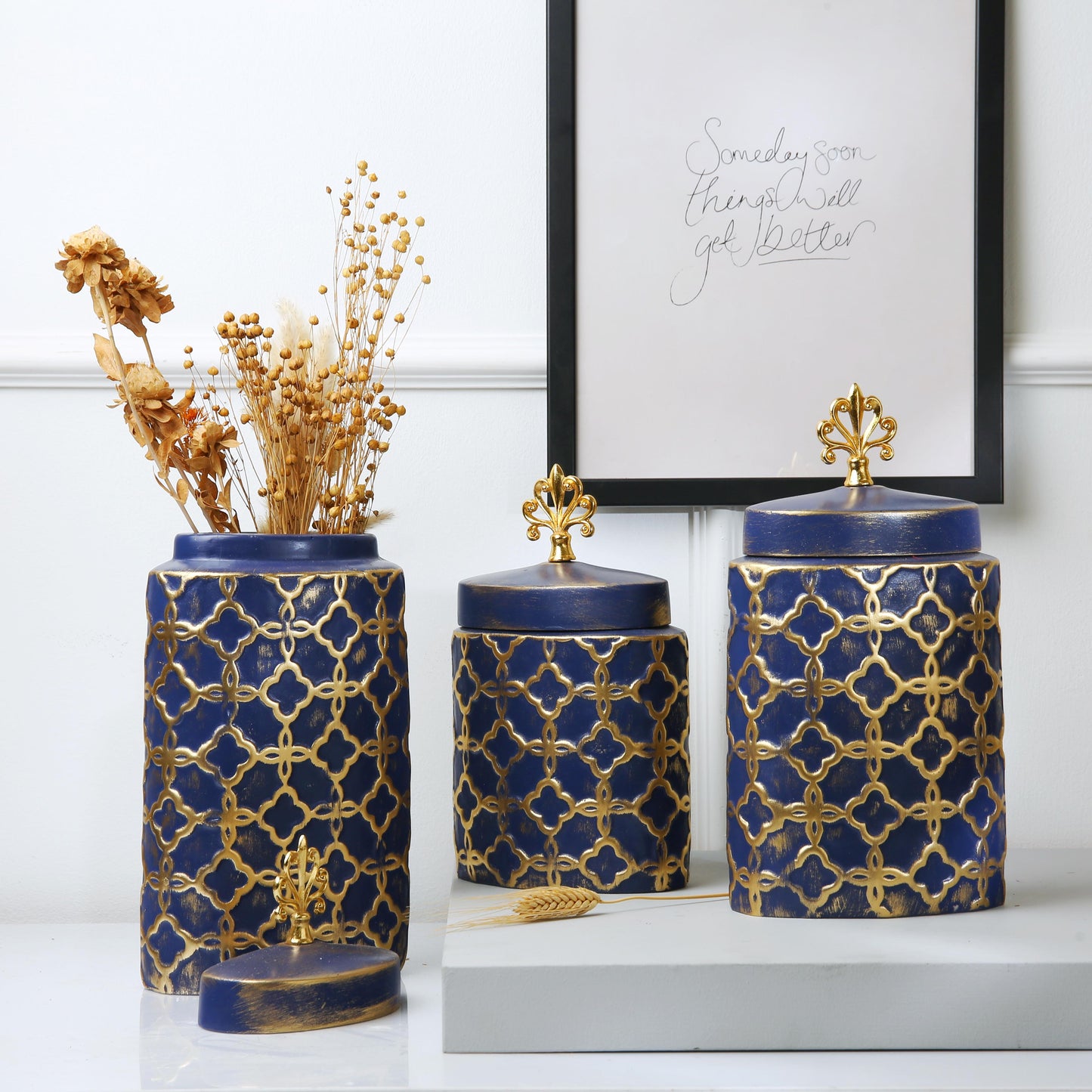 Set of Vase