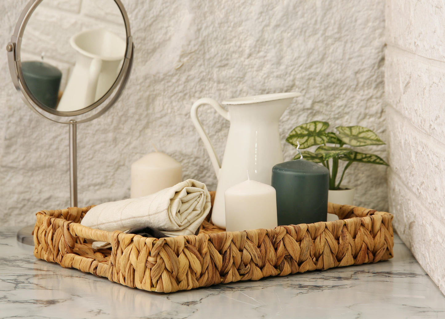 Woven trays set