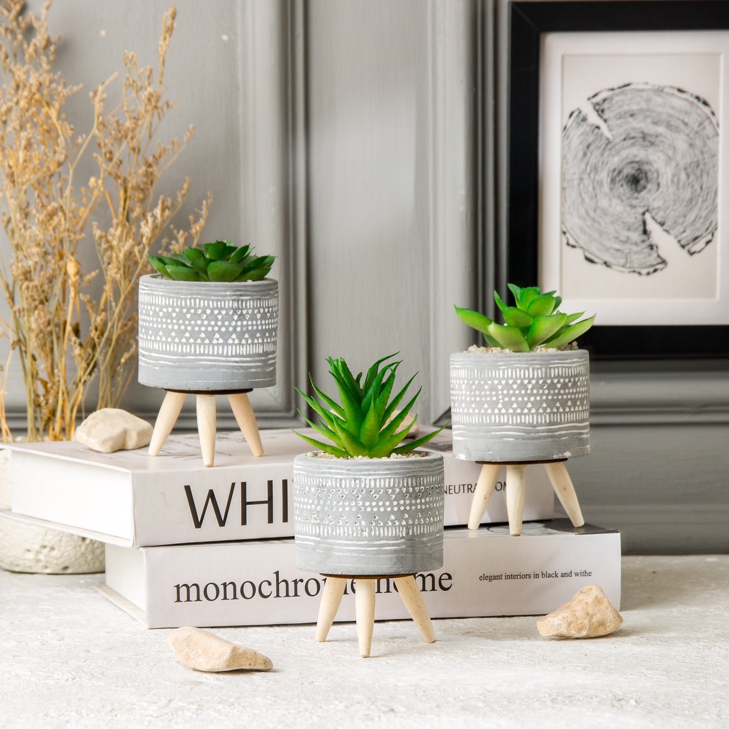 Patterned flower pot