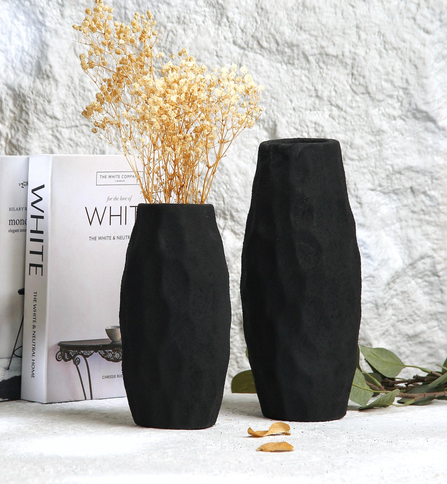 Pottery vases set