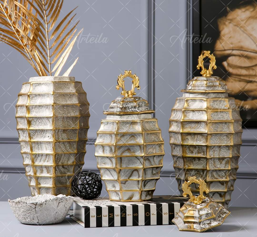 Rose vase set