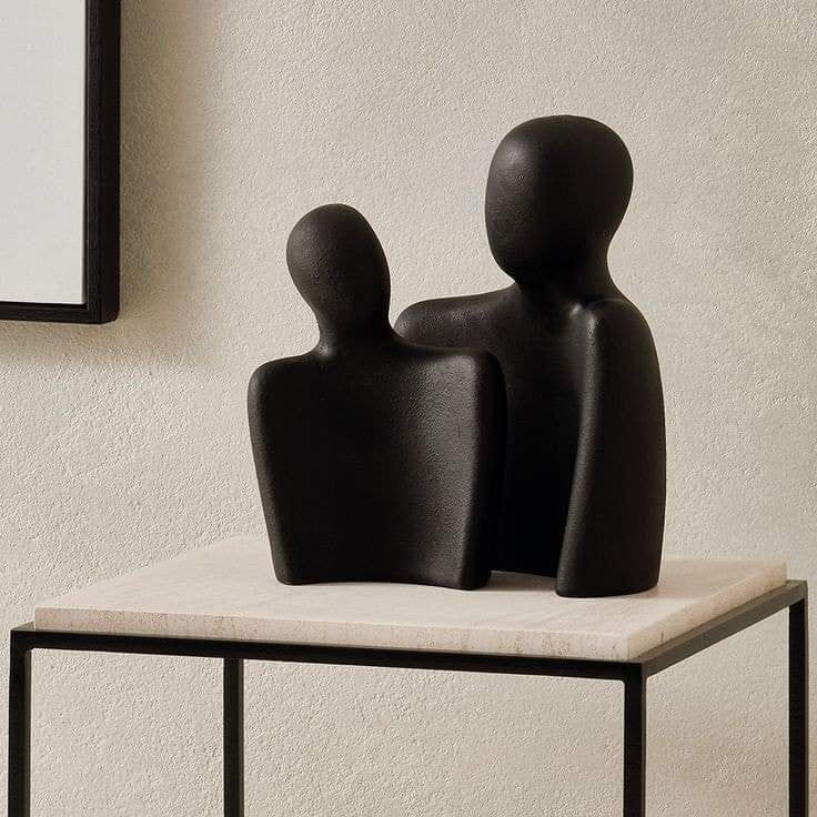 love statue