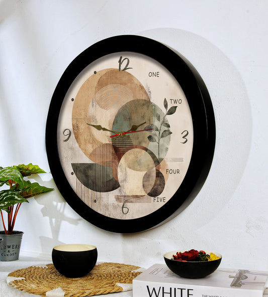 Boho Wall clock with resin frame and glass cover