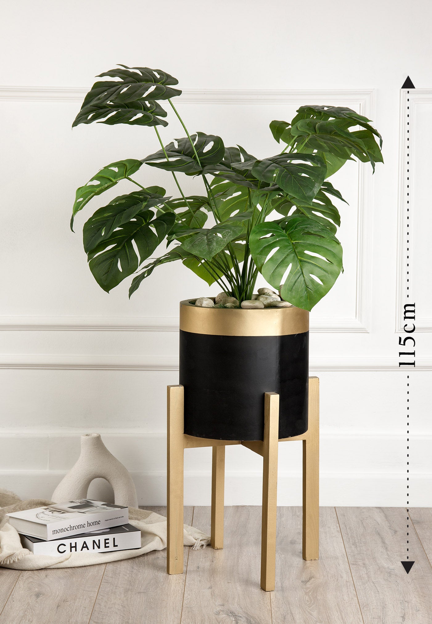 Pots with Stands