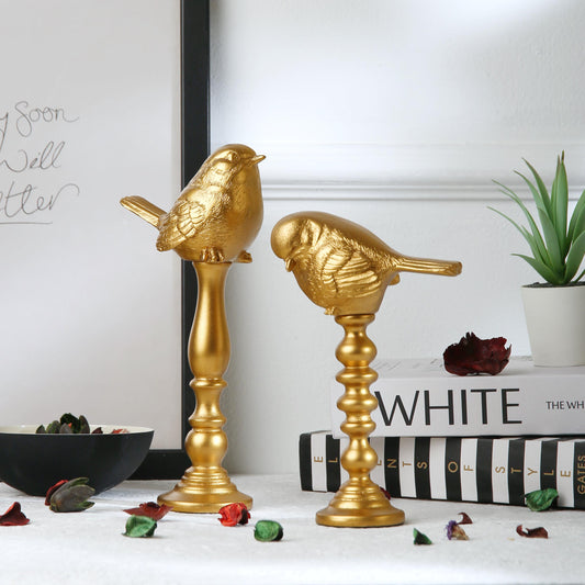 two birds set