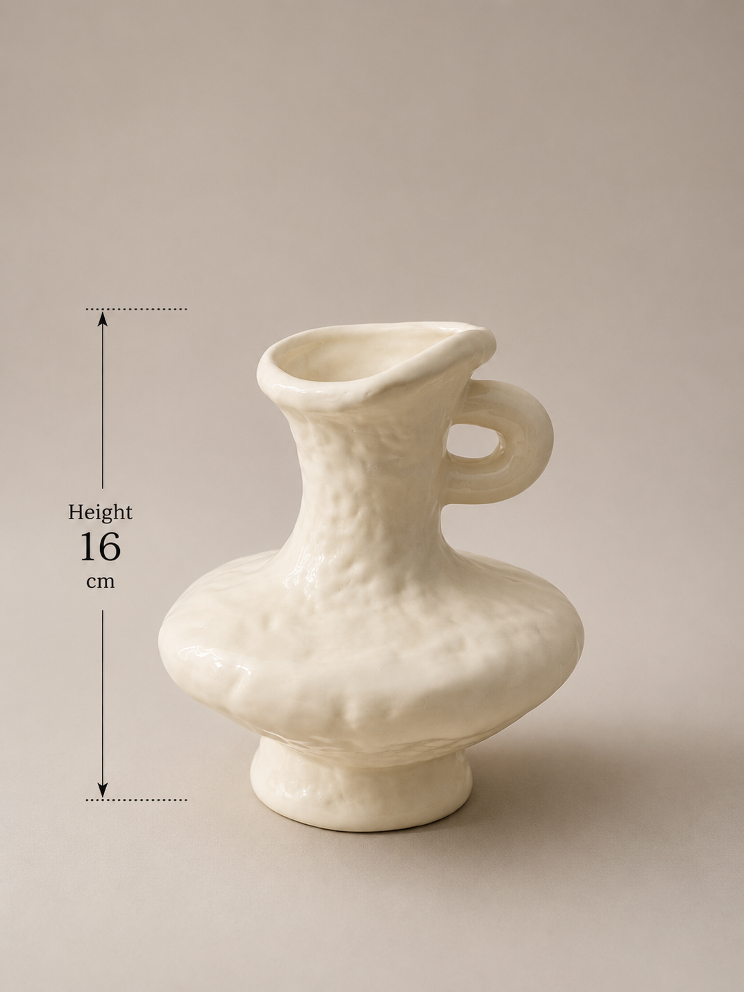 Nola Vase