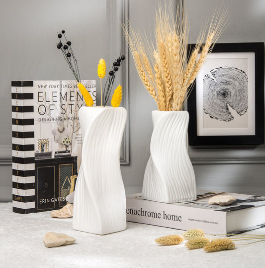Plastic set vases