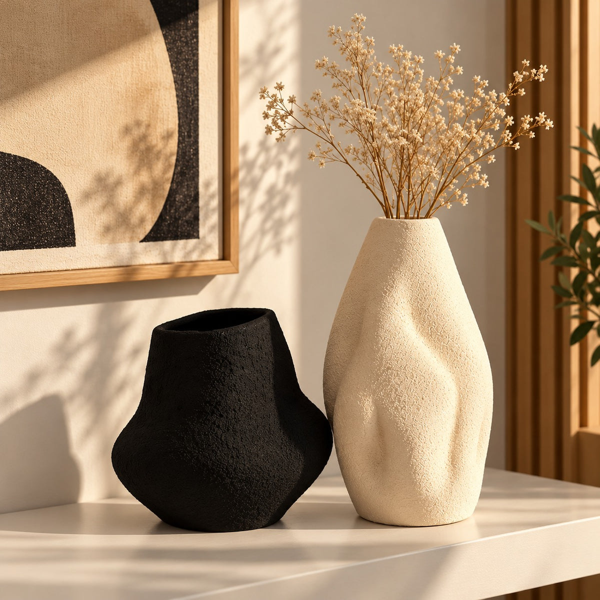 Pottery vases set