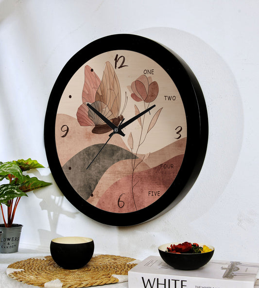 Wall clock with resin frame and glass cover